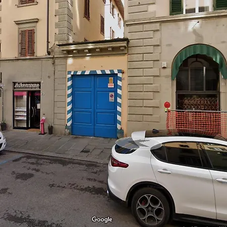 Savonarola Comfy Flat * Florencie